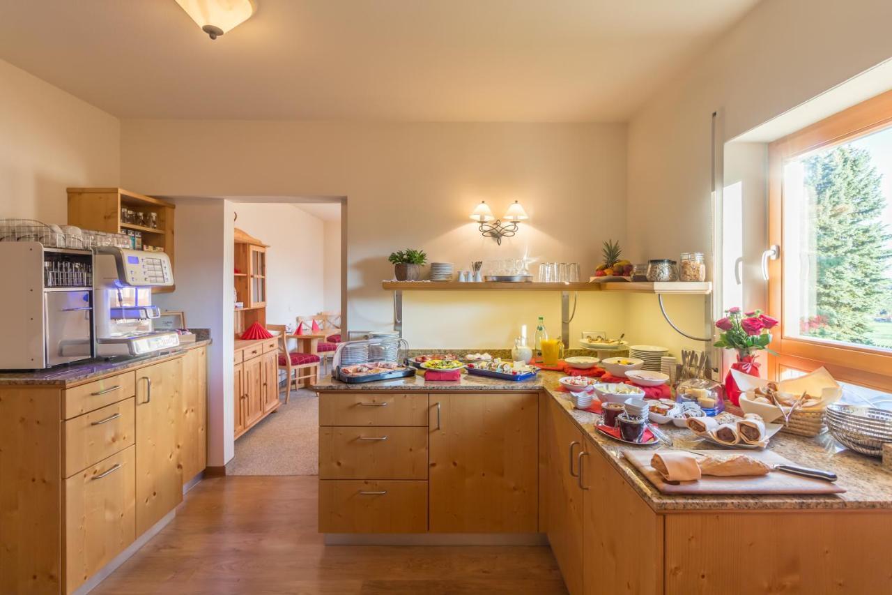 Gaestehaus Burgblick Bisingen Exteriör bild