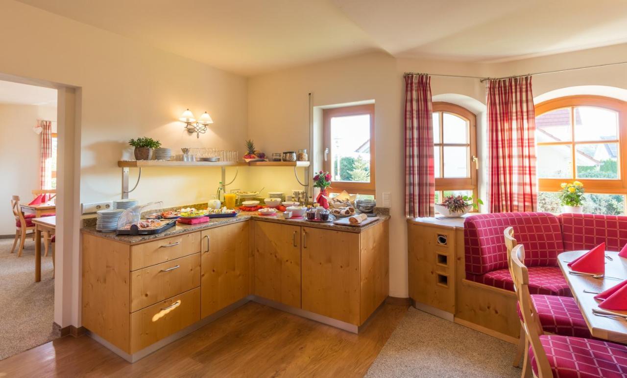 Gaestehaus Burgblick Bisingen Exteriör bild