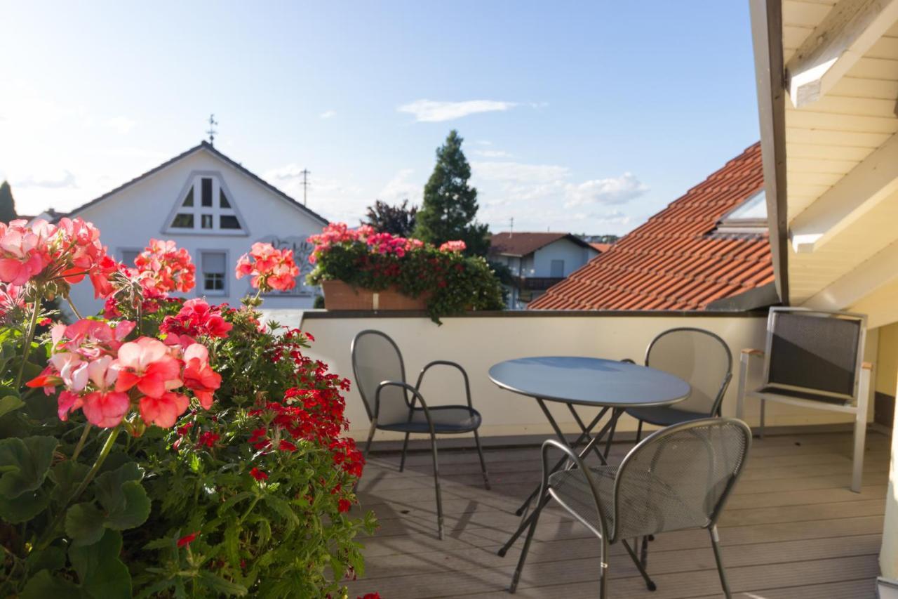 Gaestehaus Burgblick Bisingen Exteriör bild