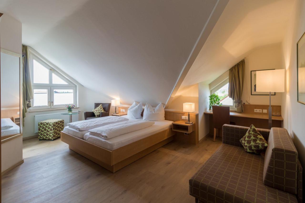 Gaestehaus Burgblick Bisingen Exteriör bild