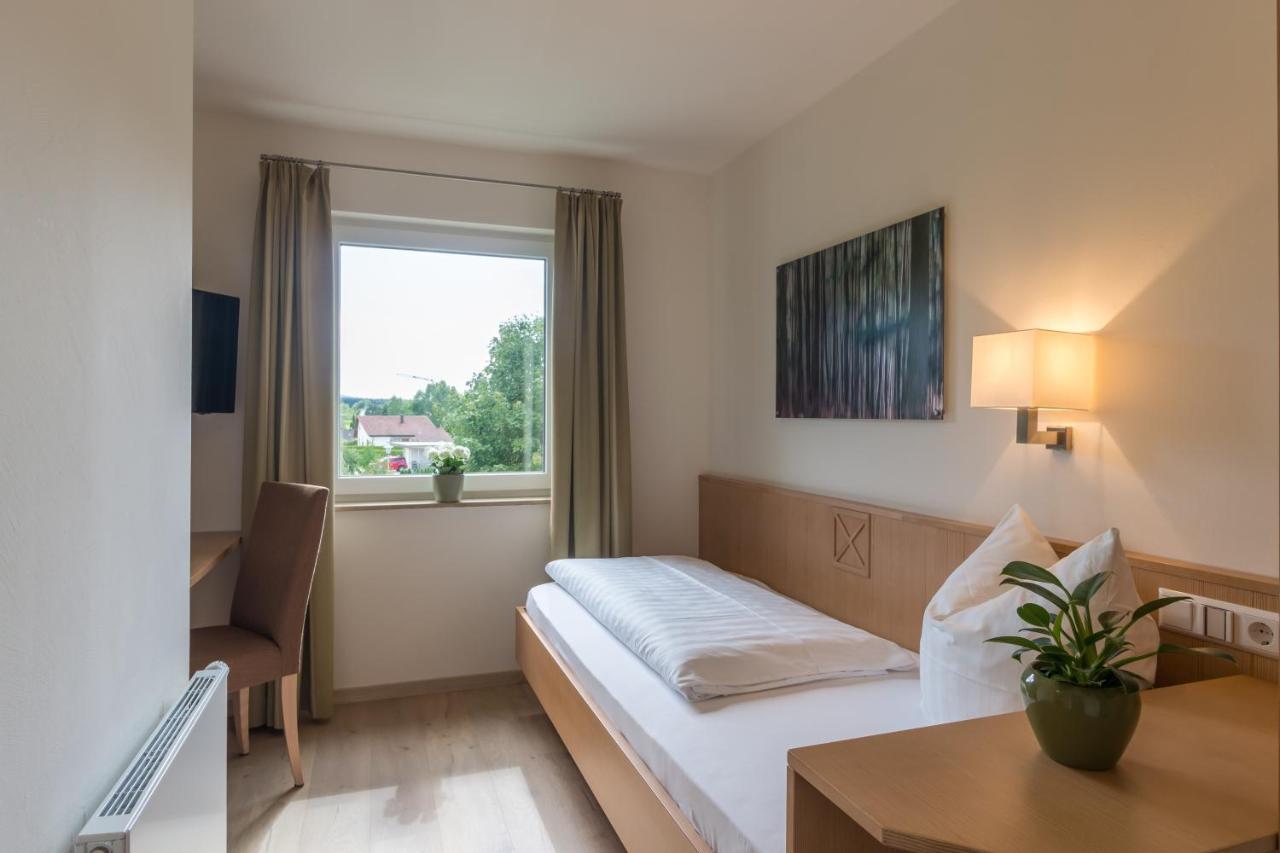 Gaestehaus Burgblick Bisingen Rum bild