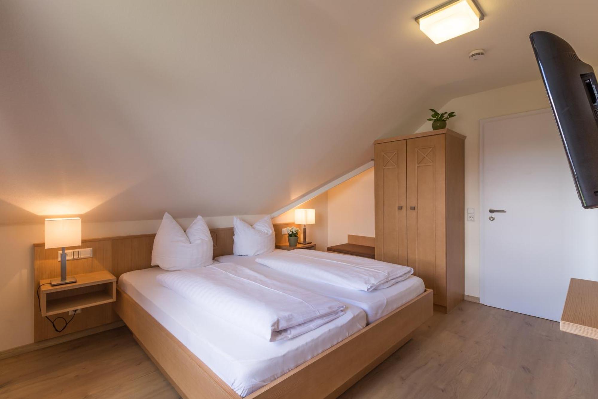 Gaestehaus Burgblick Bisingen Rum bild